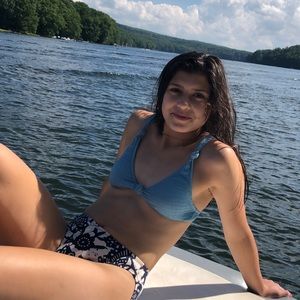 Meet your Posher, Gabrielle